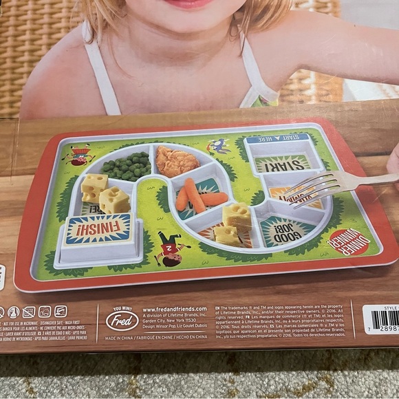 NEW Fred Dinner Winner Kids Fun Sequence Game Childs Melamine Plate Gift - Picture 3 of 3